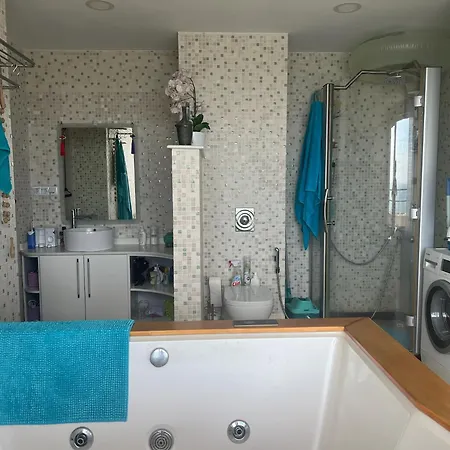 Sea View Terrace 1 Bedroom Apt Apartment